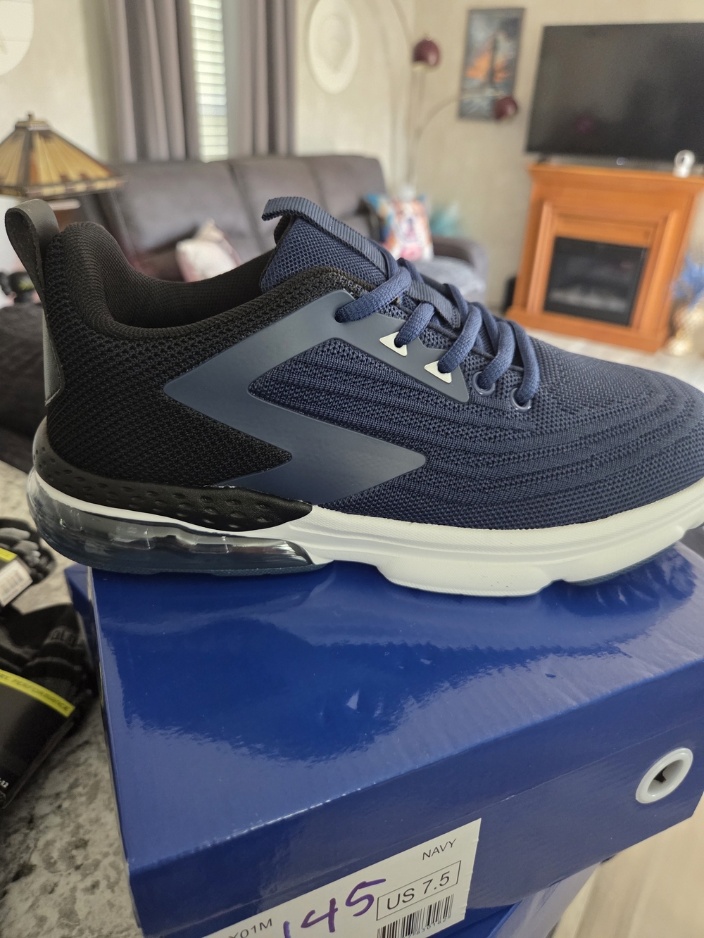New Men's Navy Athletic Sneakers with Cushioned Air Sole - M 7.5 W 9